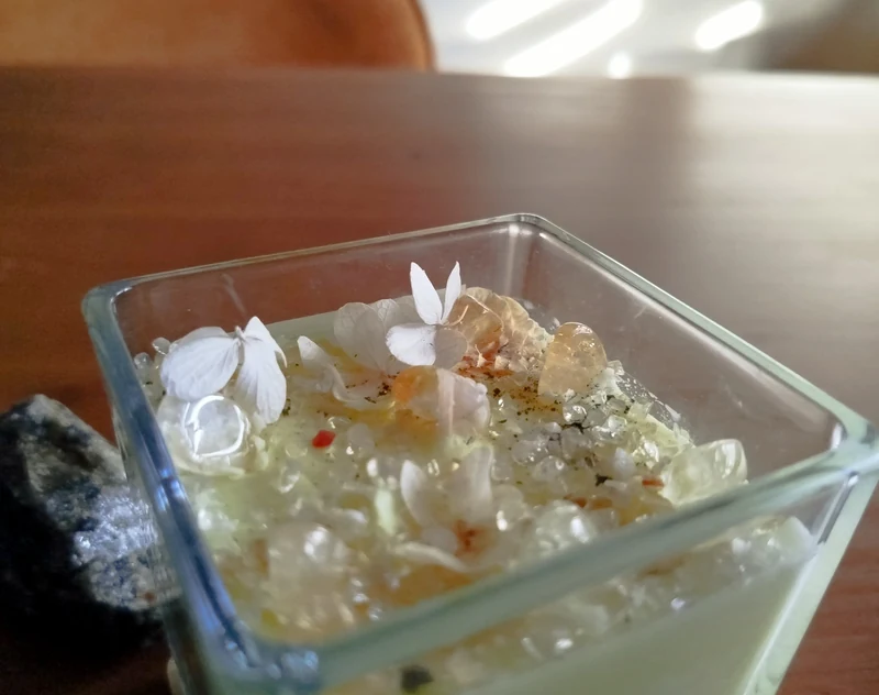Bougie artisanale et lithothérapie